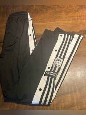 NWT ADIDAS Originals Adibreak Track Pants